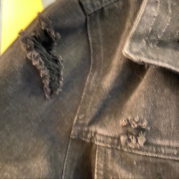 Ripped Black Boyfriend / Oversized Jean Jacket - Picture 6 of 6